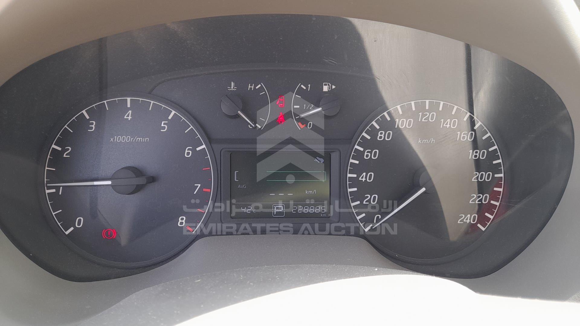 2016 NISSAN TIIDA VIN: MNTBC2C91G6010879