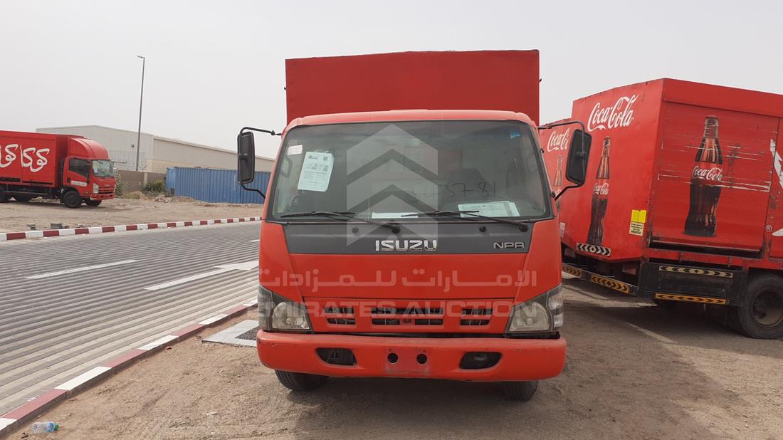 2008 Isuzu NPR for sale in UAE - JAMKP34G887P06661 - 419521 | Emirates ...