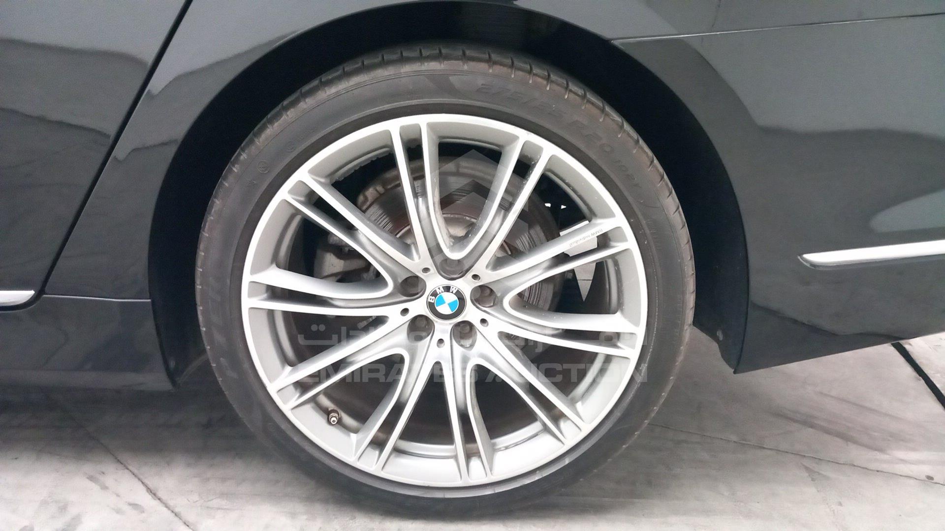 2017 BMW 730 LI VIN: WBA7E0106HG673177