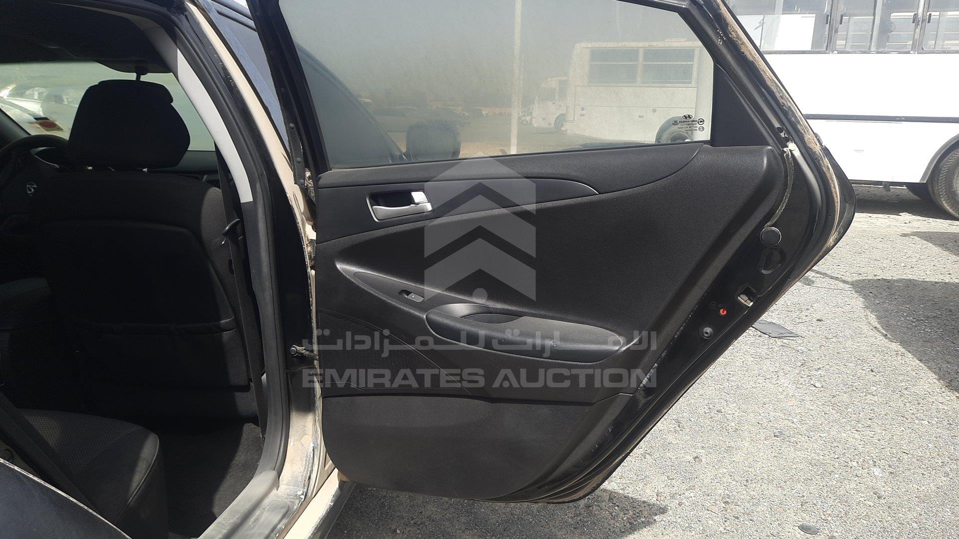 KMHEB41C9FA642182 - 2015 Hyundai Sonata - #462330