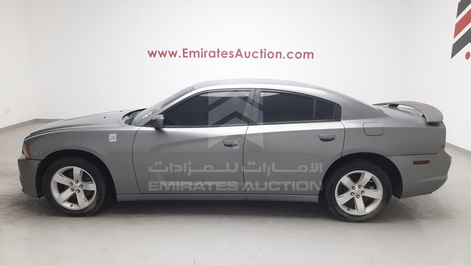 2B3CL3CG2BH576221 - 2011 Dodge Charger RT - #489589