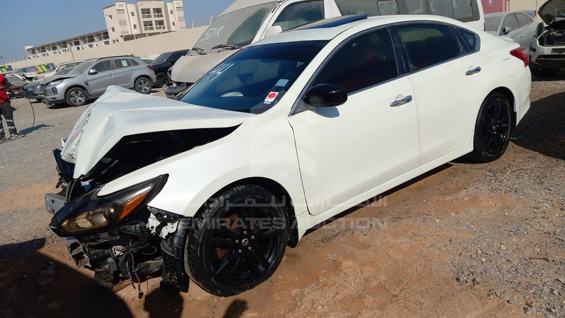 2018 NISSAN ALTIMA VIN: 1N4AL3A92JC254535