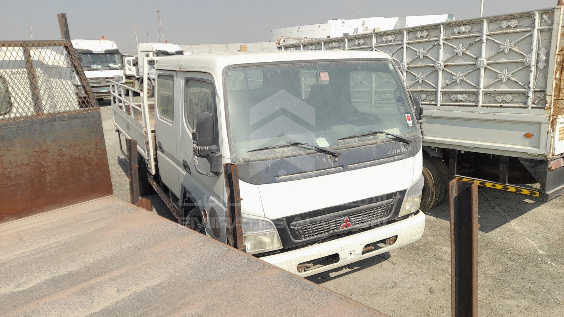 2015 MITSUBISHI CANTER VIN: JL7B6E1P2FK024722