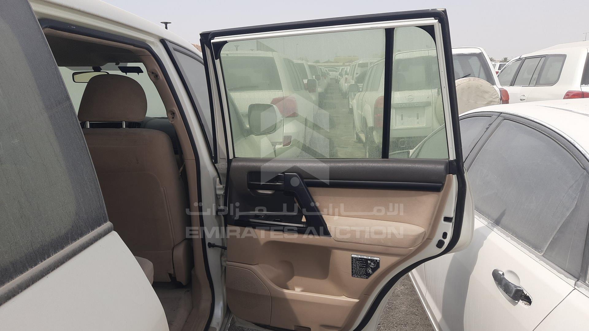 2013 TOYOTA LAND CRUISER VIN: JTMDU09J8D4064092