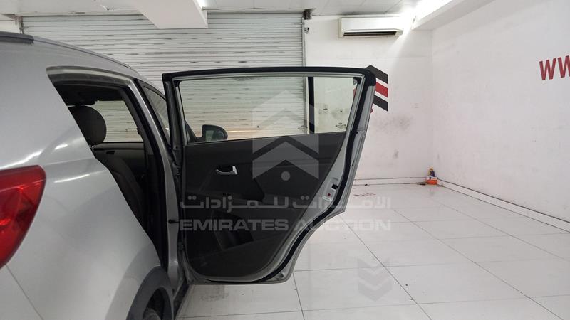 KNAPB8120D7397582 Auction: EmiratesAuction Lot: 409191 KNAPB8120D7397582 Kia Sportage 2013 SILVER Photo 19