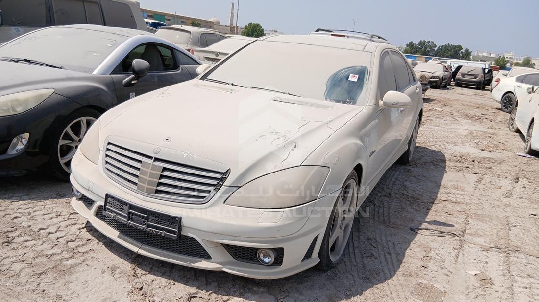 مرسيدس - سكراب بدون اوراق — الزاوية الأمامية اليسرى — صورة 5