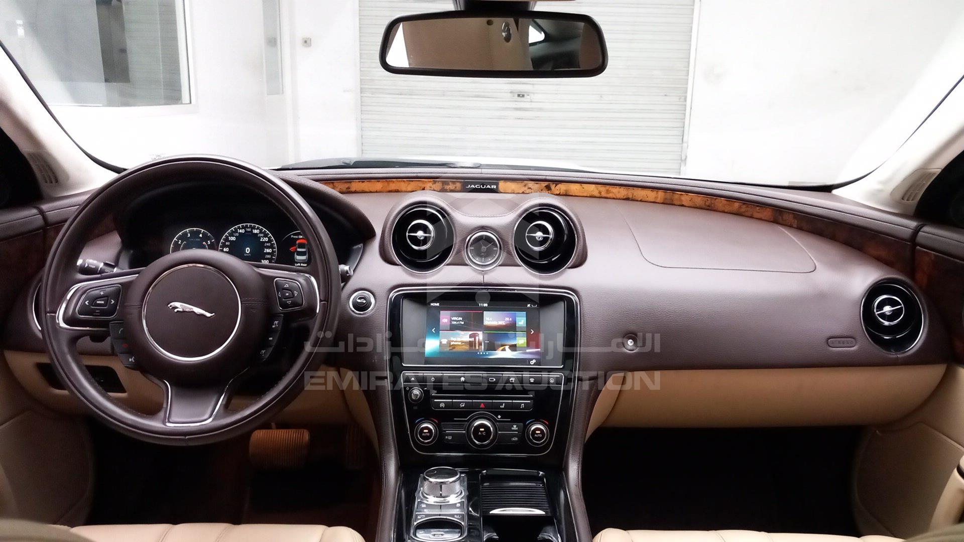 2016 JAGUAR X J VIN: SAJAA20A4G8V97706