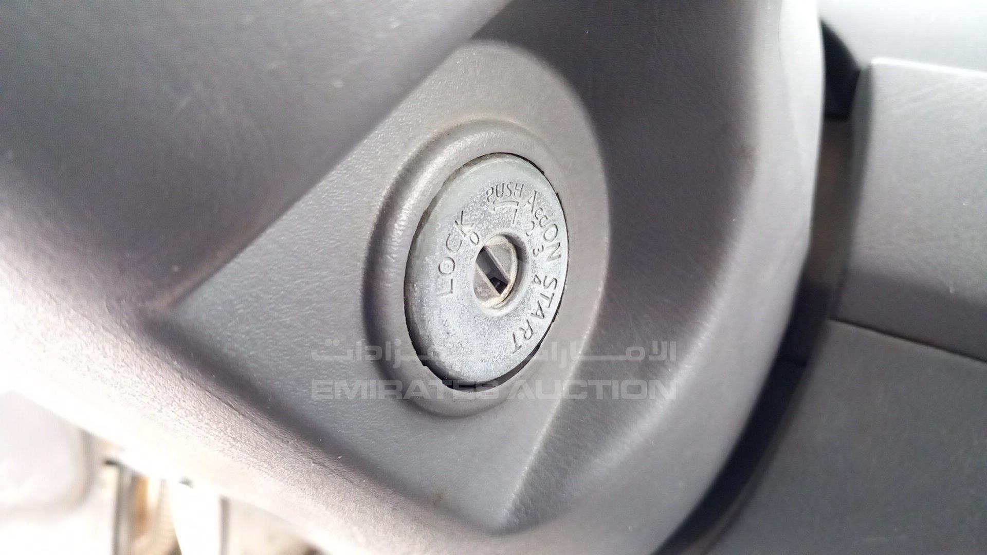 2002 NISSAN URVAN VIN: JN6FE52S12X400020