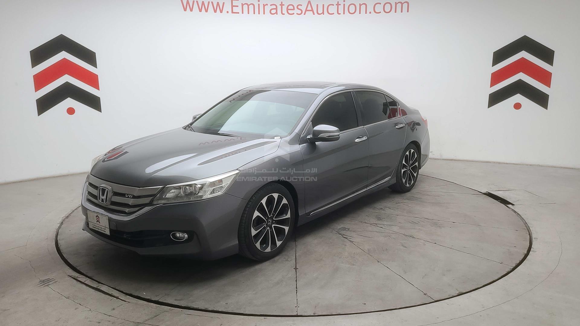 2016 HONDA ACCORD VIN: LUCCR3643G3400962
