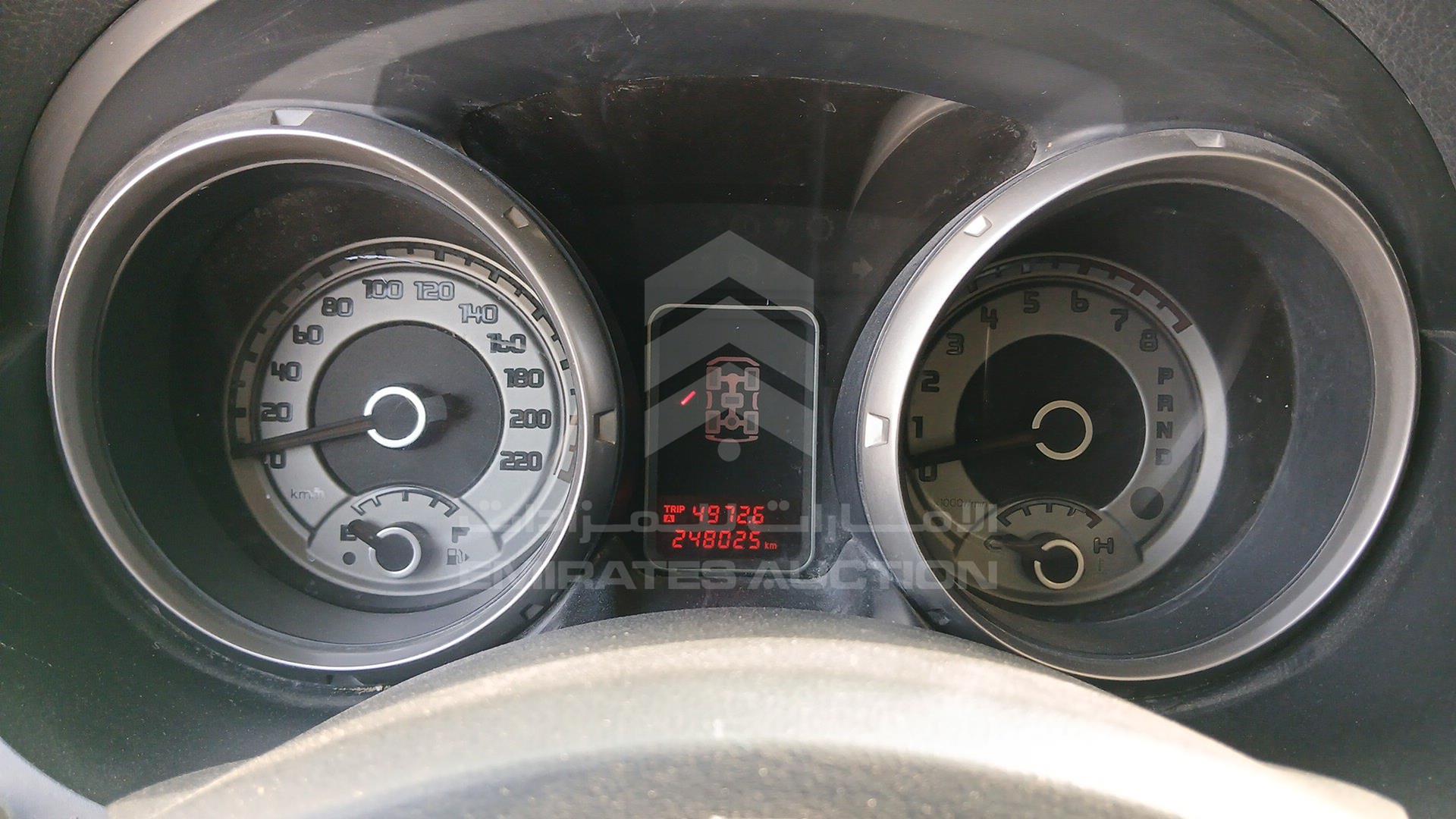 2014 MITSUBISHI PAJERO VIN: JMYLRV95WEJ709535