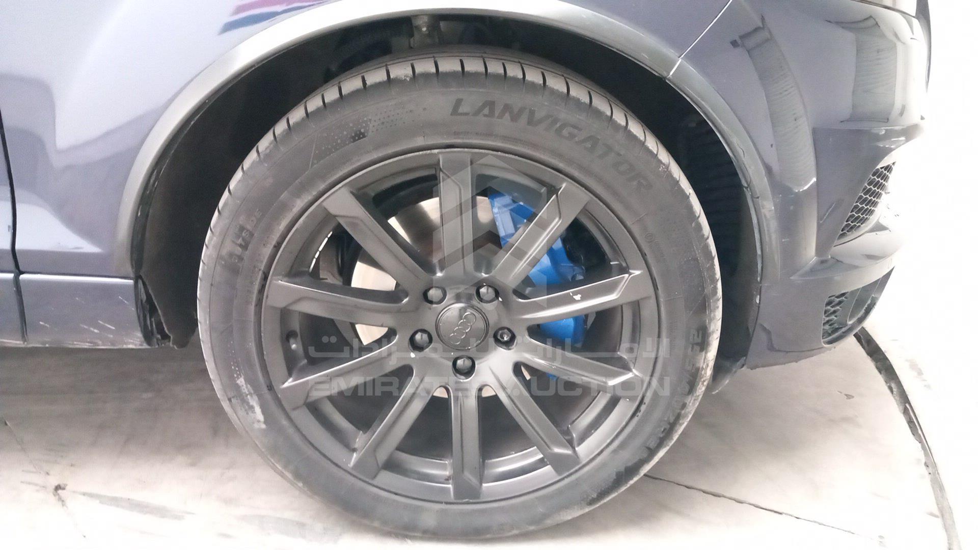 2015 AUDI Q7 VIN: WA1AGDFE1FD002085