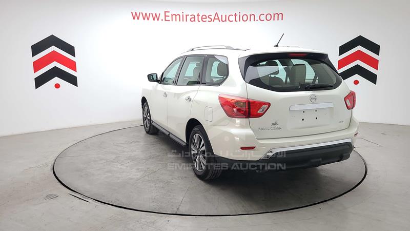 5N1DR2M53JC600144 Auction: EmiratesAuction Lot: 409004 5N1DR2M53JC600144 Nissan Pathfinder 2018 WHITE Photo 9