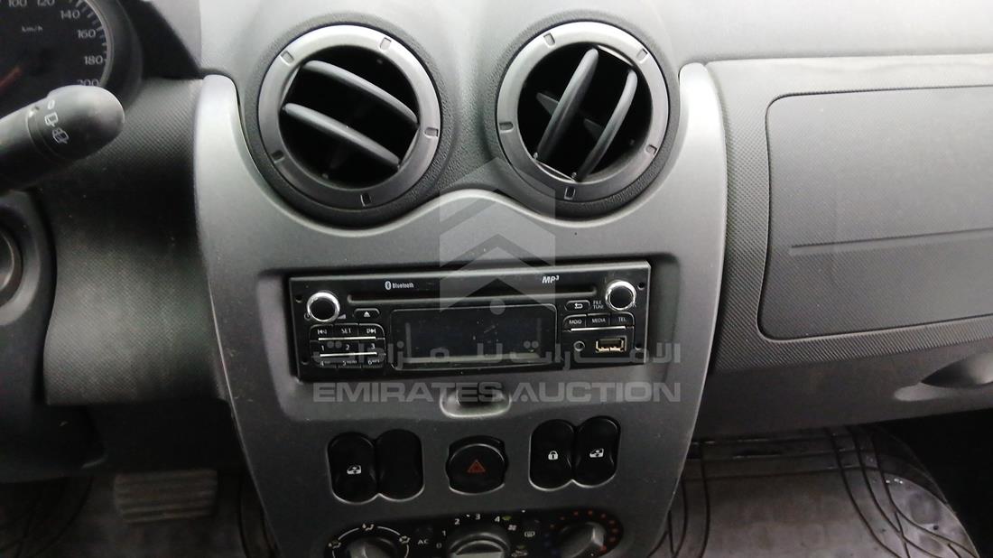 2014 Renault Duster — Entertainment Systems & Camera Monitor & Navigation — Photo 20