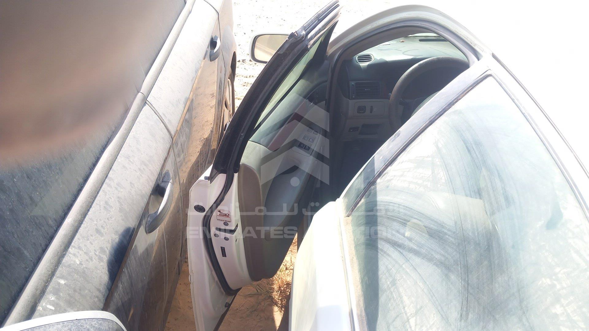 2004 LEXUS ES 330 VIN: JTHBA30GX40014030