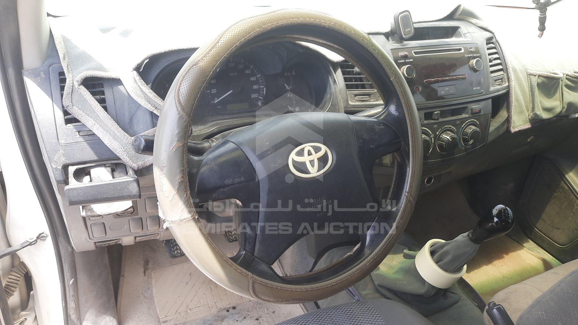 2014 TOYOTA HILUX VIN: MR0EX12G1E2345794