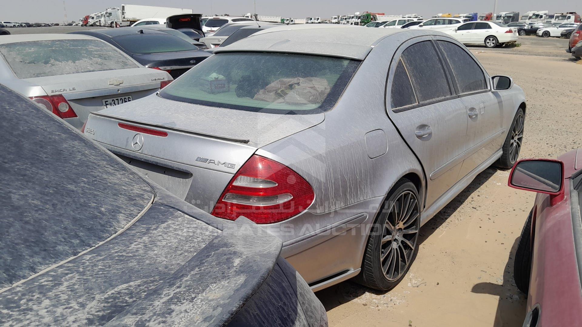 2004 MERCEDES E 320 VIN: WDB2110611A345565