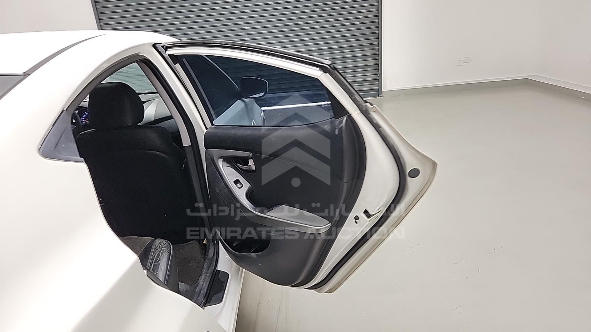 2012 HYUNDAI ELANTRA VIN: KMHDH41E6CU286117