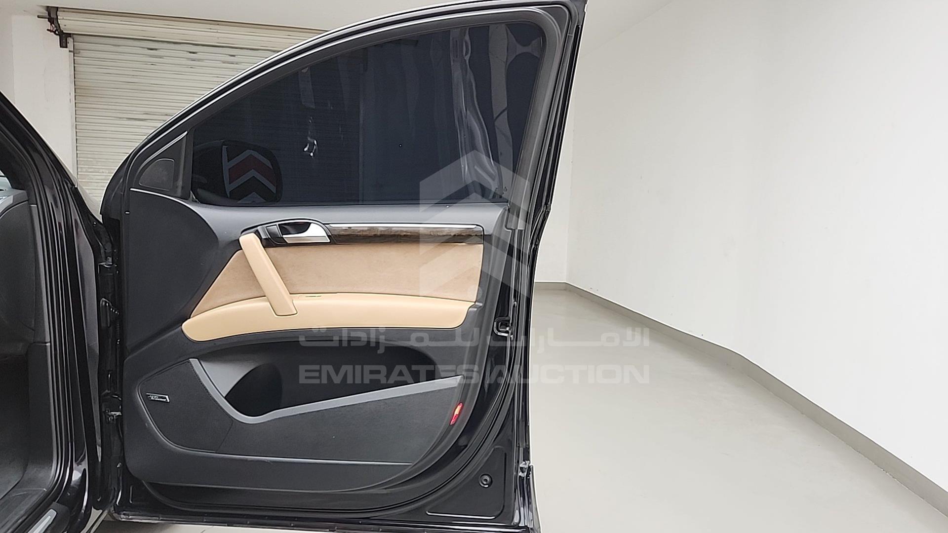 2013 AUDI Q7 VIN: WA1AGDFE6DD004217
