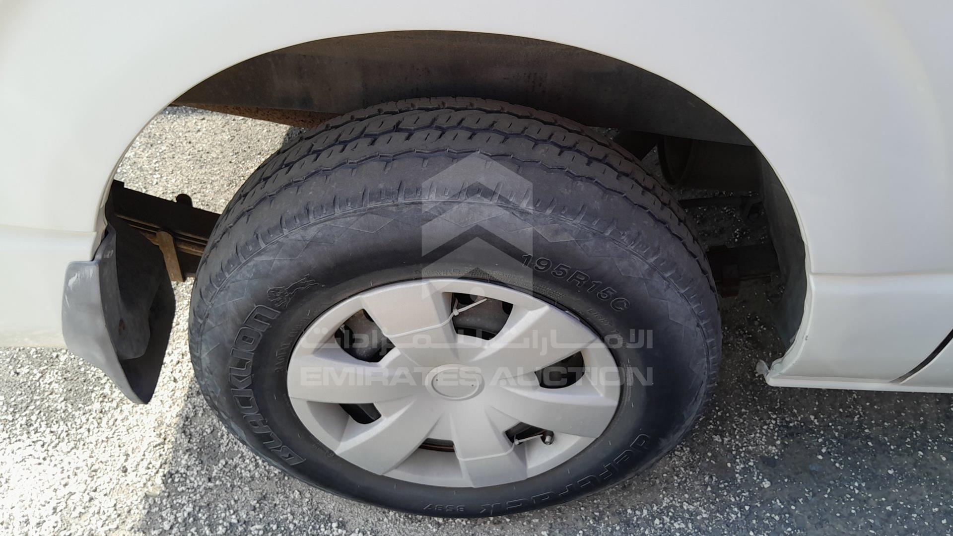 2007 TOYOTA HIACE VIN: JTGJX02P275006814