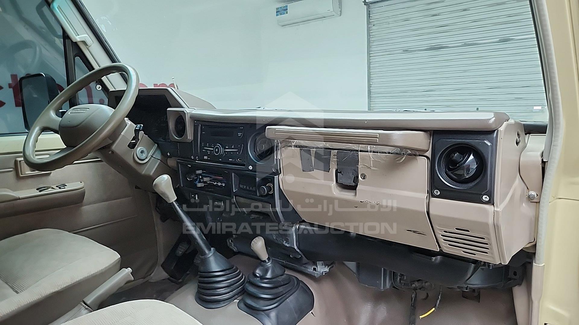 2008 TOYOTA LAND CRUISER VIN: JTFLJ73J186040241