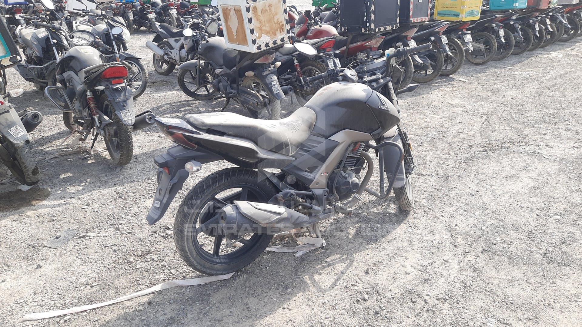 2020 HONDA UNICORN VIN: ME4KC20D4LA004988
