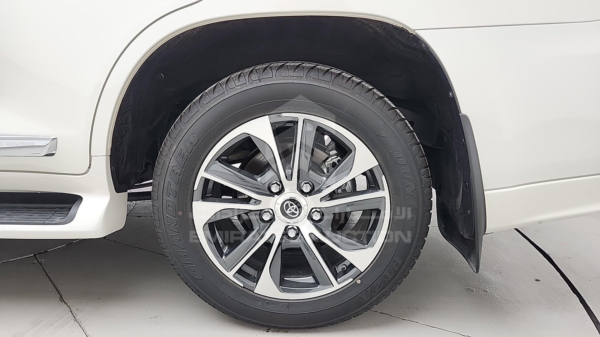2020 TOYOTA LAND CRUISER VIN: JTMHY05J6L4088532