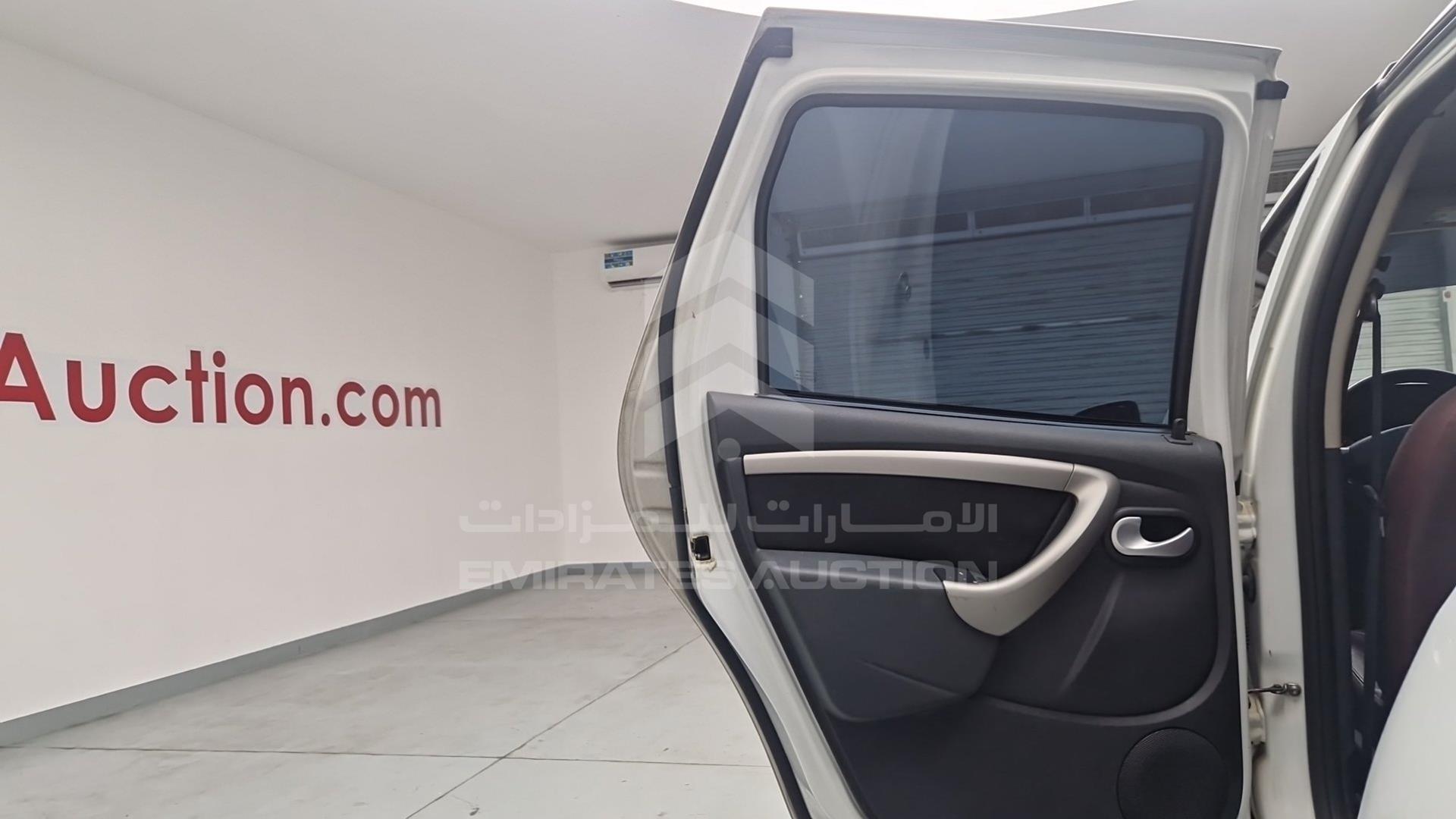 2015 RENAULT DUSTER VIN: VF1HSRCA1FA514365