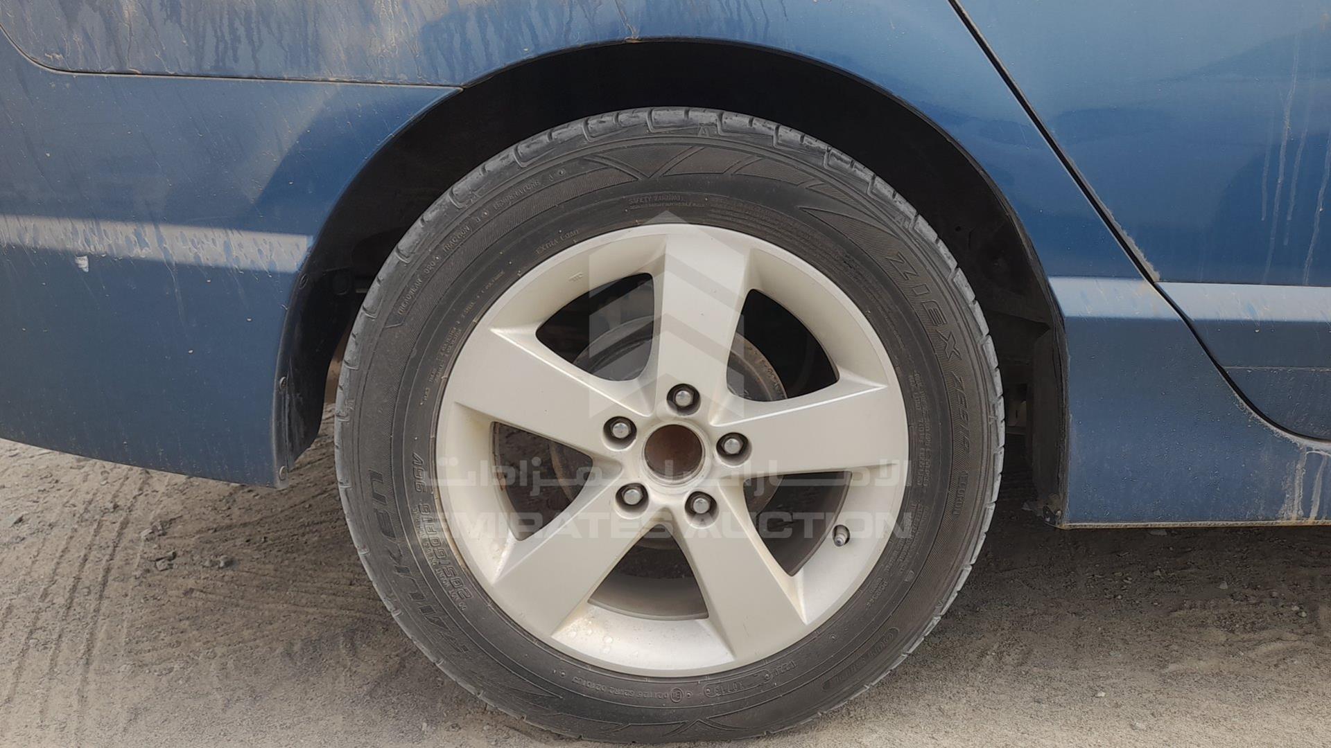2008 HONDA CIVIC VIN: JHMFD16228S403229