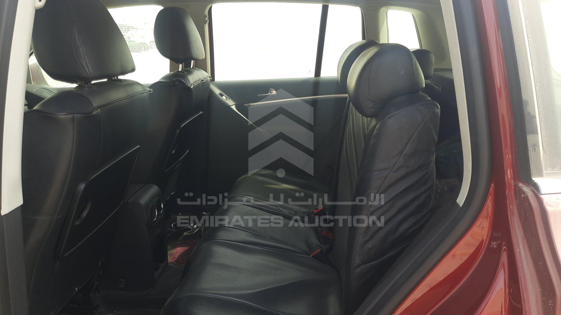 2012 VOLKSWAGEN TIGUAN VIN: WVGCE15NXCW045677