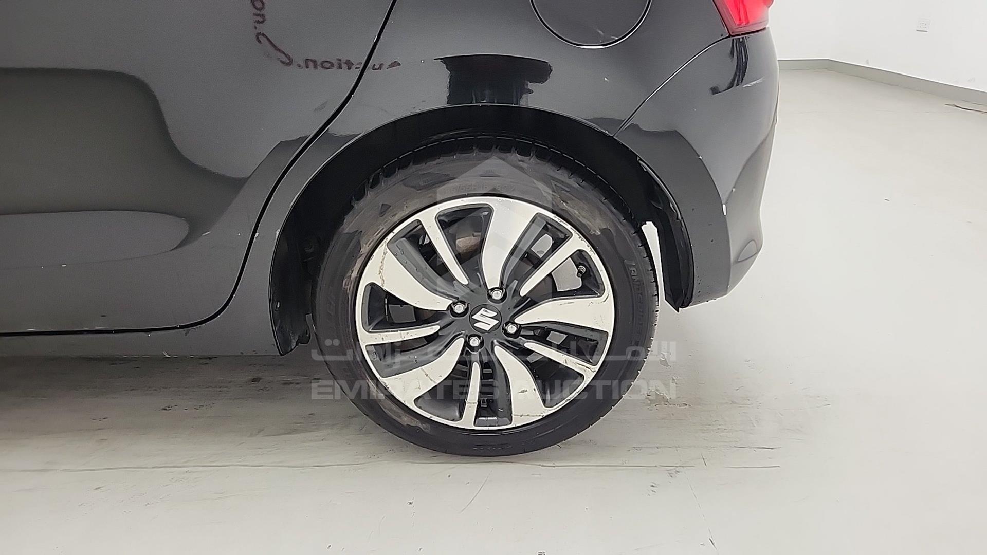 2019 SUZUKI SWIFT VIN: JS2ZC6C21K6100435