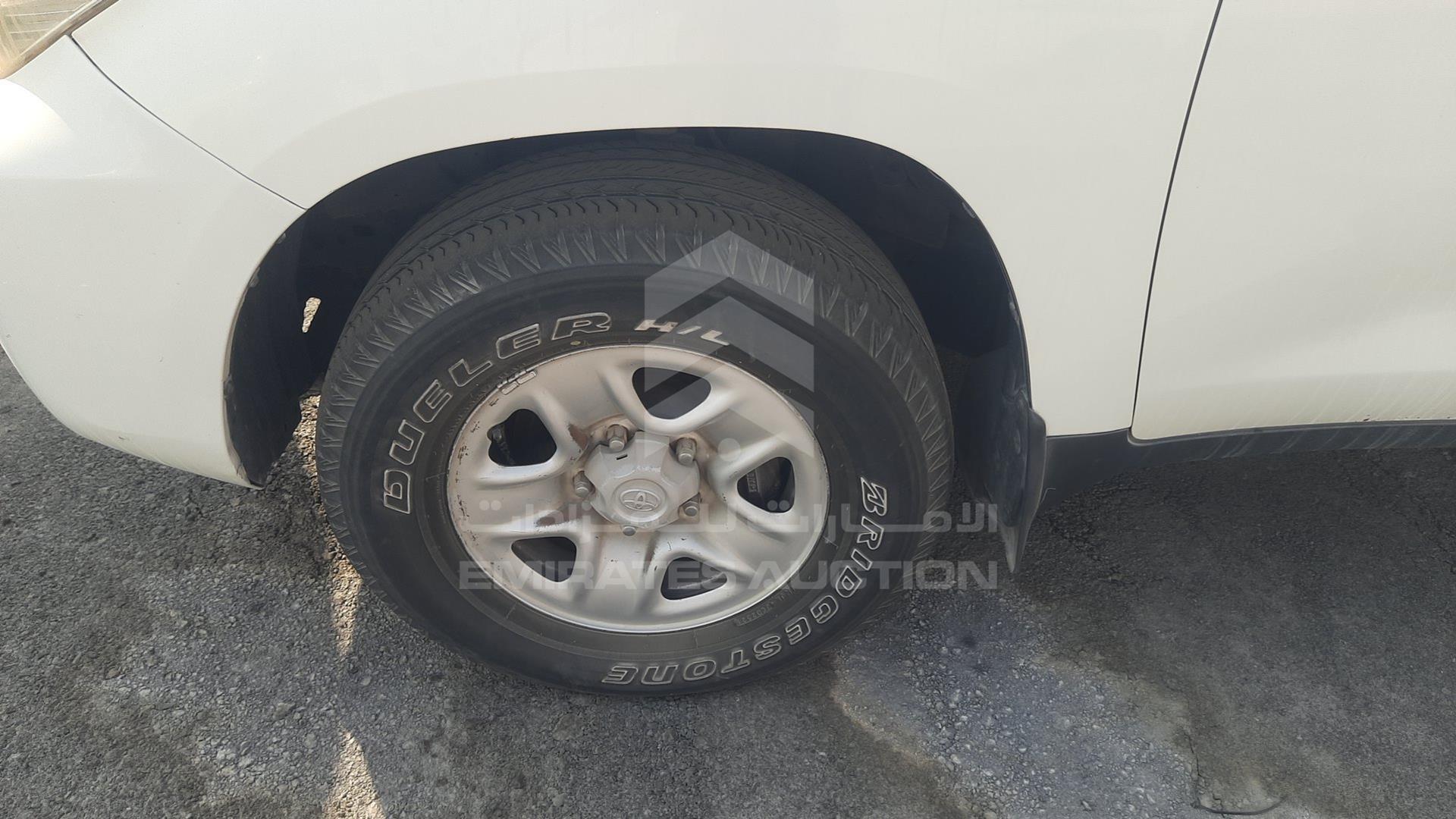 2012 TOYOTA LAND CRUISER VIN: JTMDU09J7C4052921