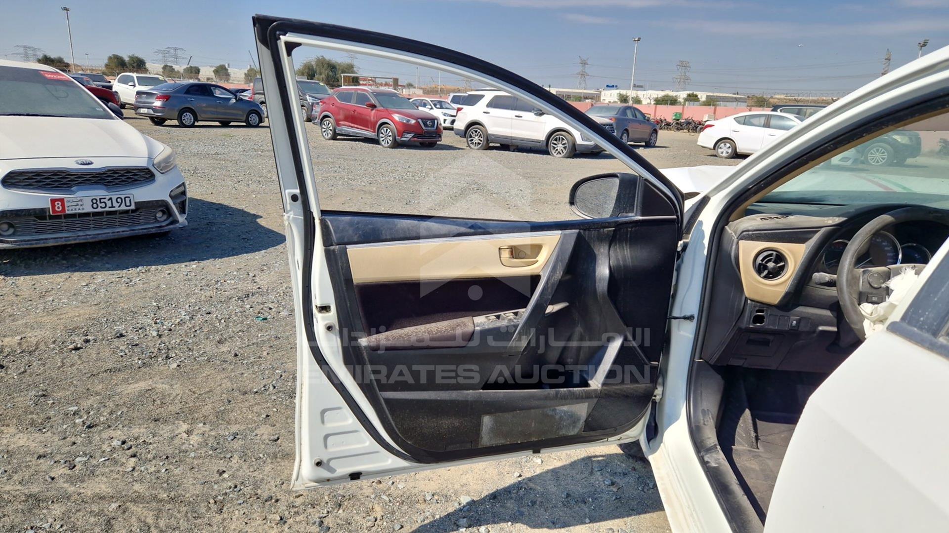 2017 TOYOTA COROLLA VIN: RKLBB9HE2H5195849