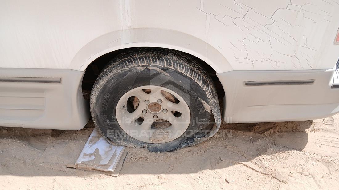 1998 Chevrolet Astro — Rear Left Tyre — Photo 30