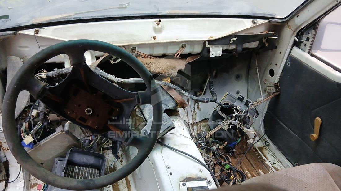 1990 Suzuki Vitara — Full Dashboard View — Photo 15