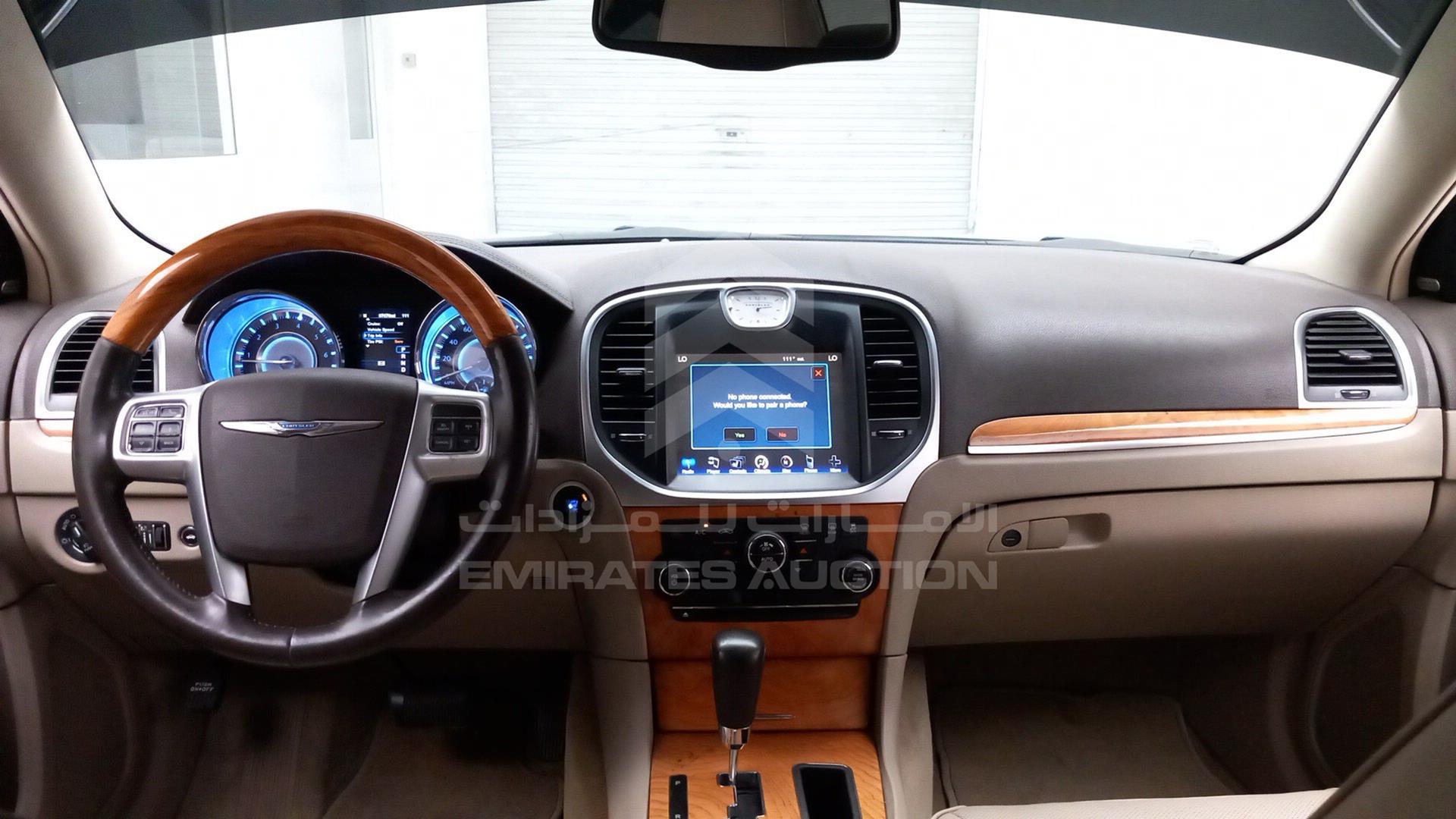 2013 CHRYSLER 300 C VIN: 2C3CCAET8DH644333