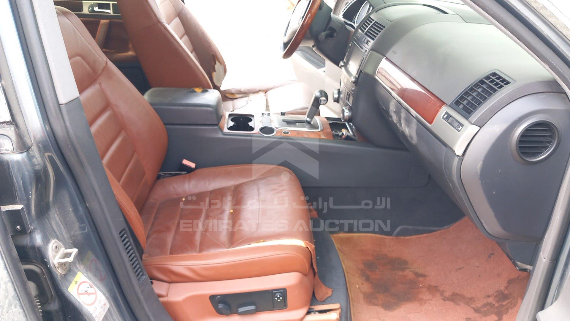 2007 VOLKSWAGEN TOUAREG VIN: WVGAE27LX7D018294