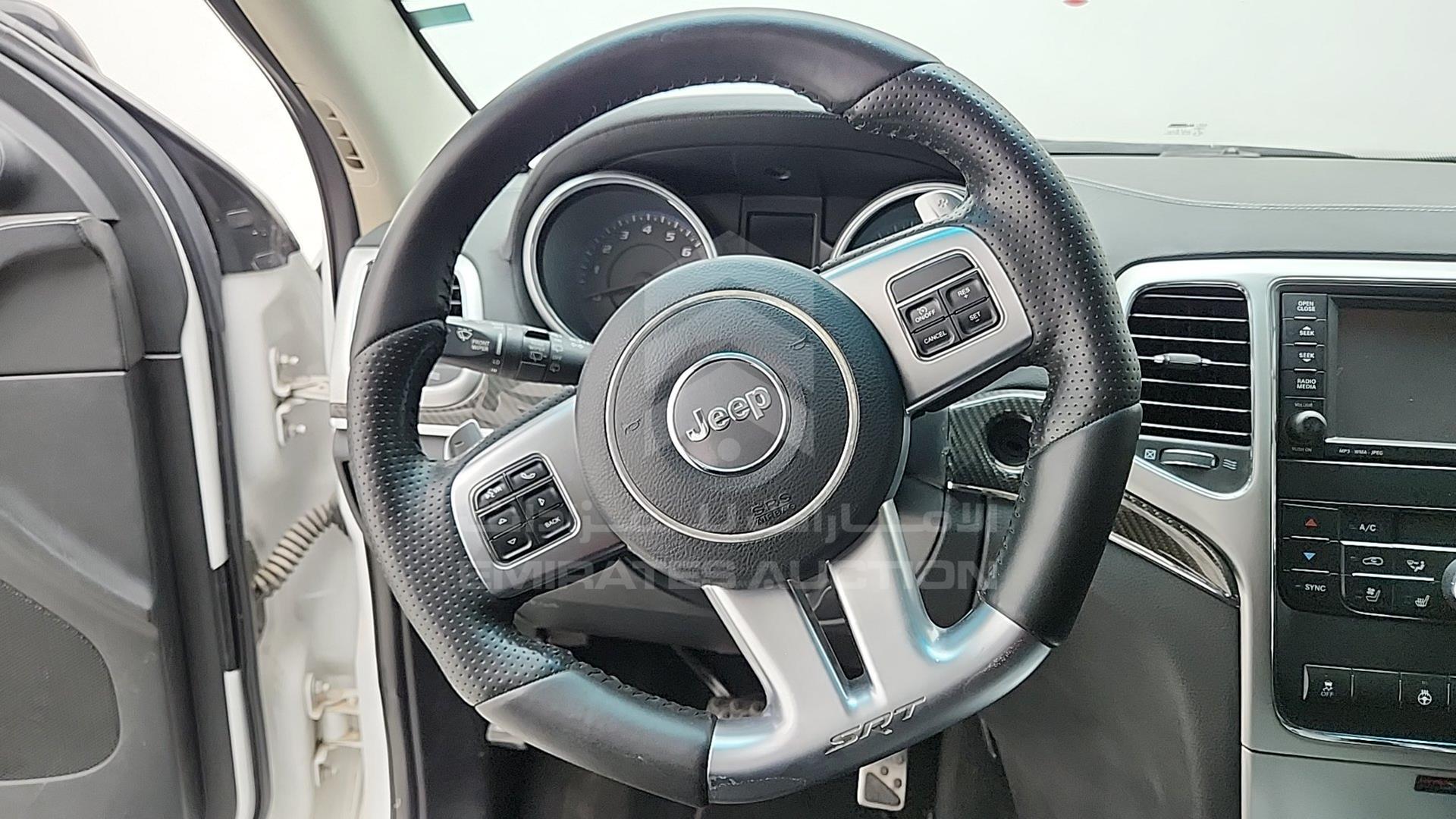 2013 JEEP GRAND CHEROKEE VIN: 1C4RJFDJXDC586172