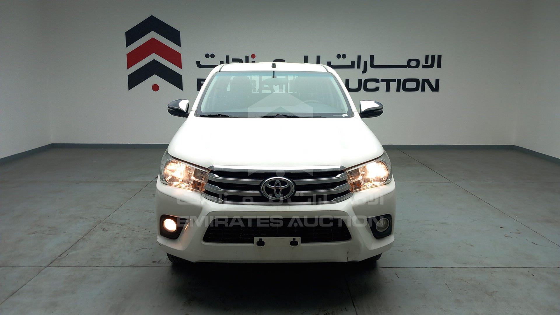 2019 TOYOTA HILUX VIN: MR0JX9CD8K4200219