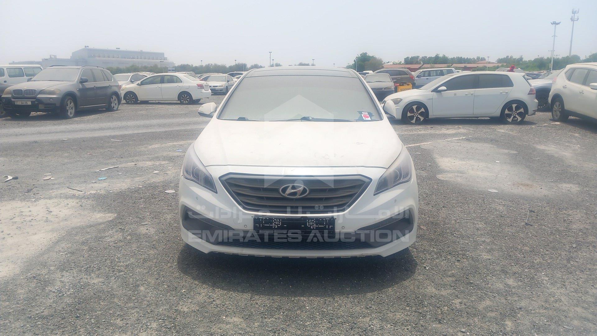 2016 HYUNDAI SONATA VIN: KMHE341B4GA125815