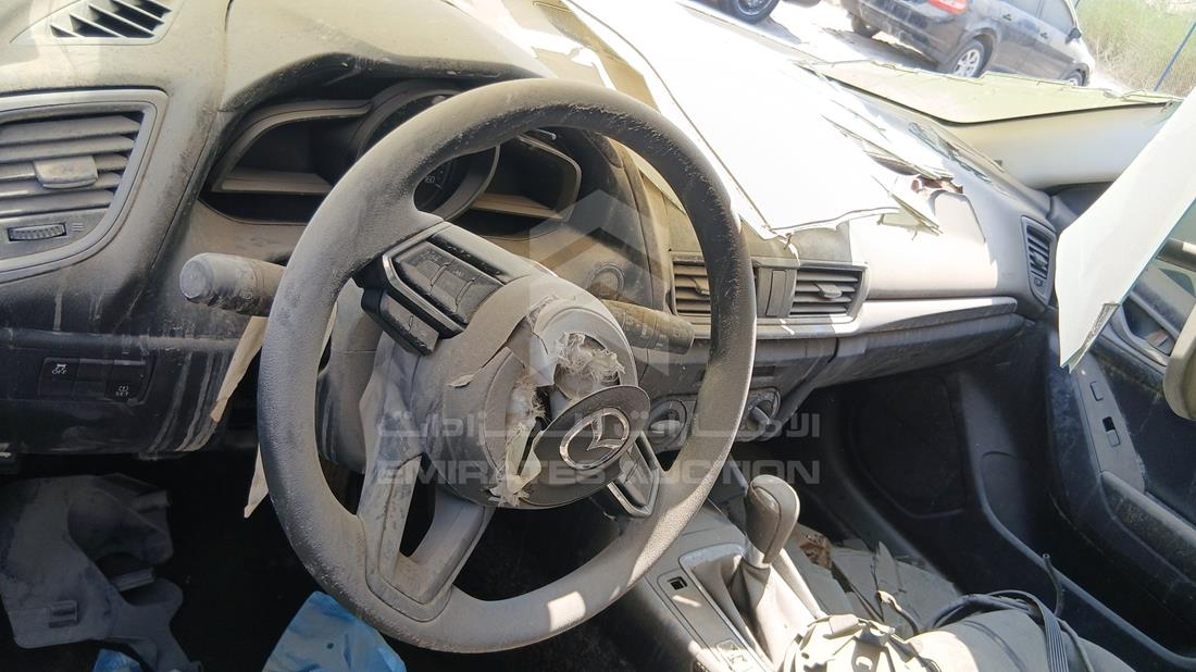2017 Mazda 3 - Scrap without document — Steering & Mounted Controls — Photo 12