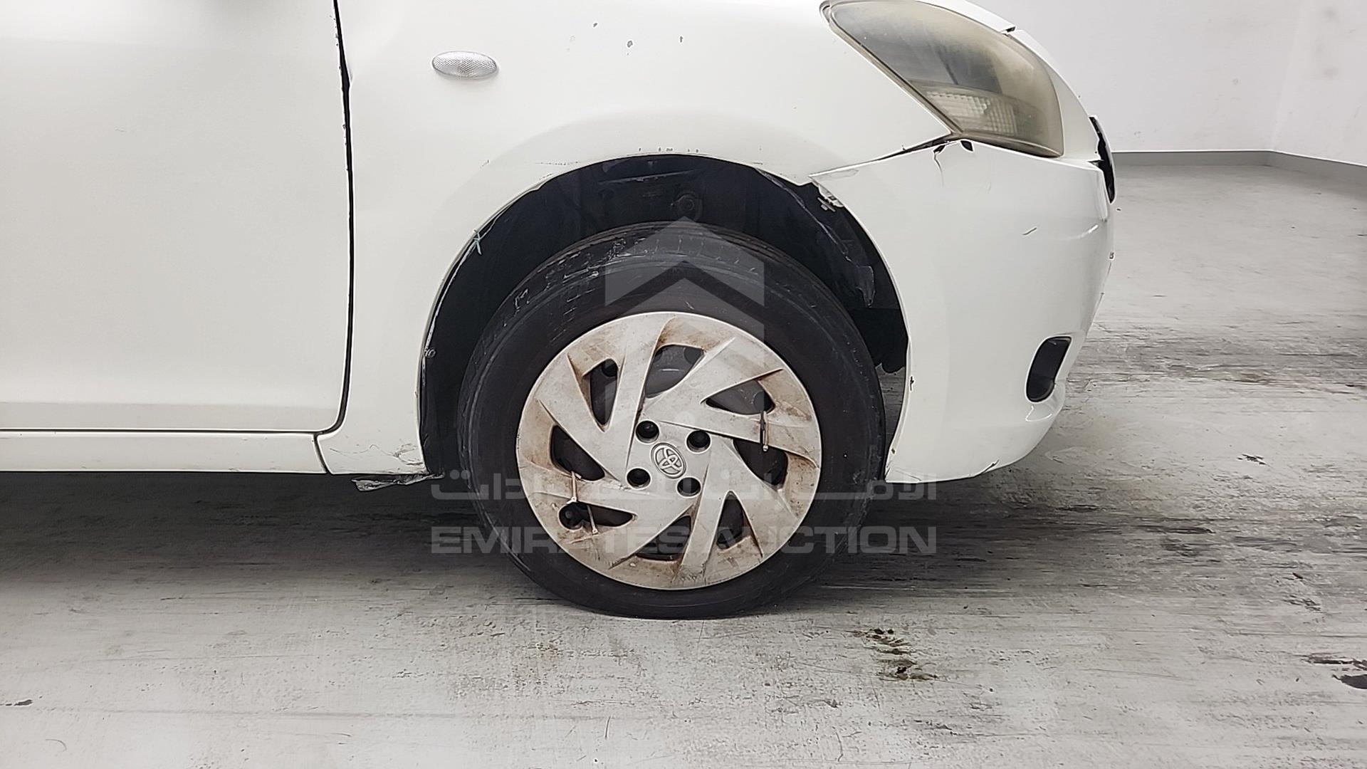 2011 TOYOTA YARIS VIN: JTDBW9231B1207786