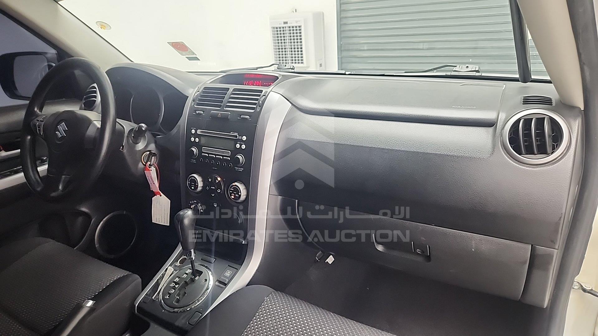 2008 SUZUKI GRAND VITARA VIN: JS3TD94V184110038
