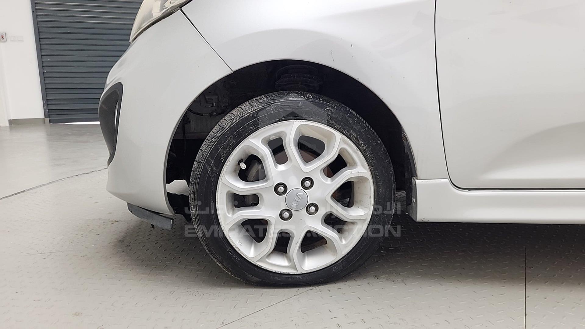 2012 KIA PICANTO VIN: KNABX5121CT184415