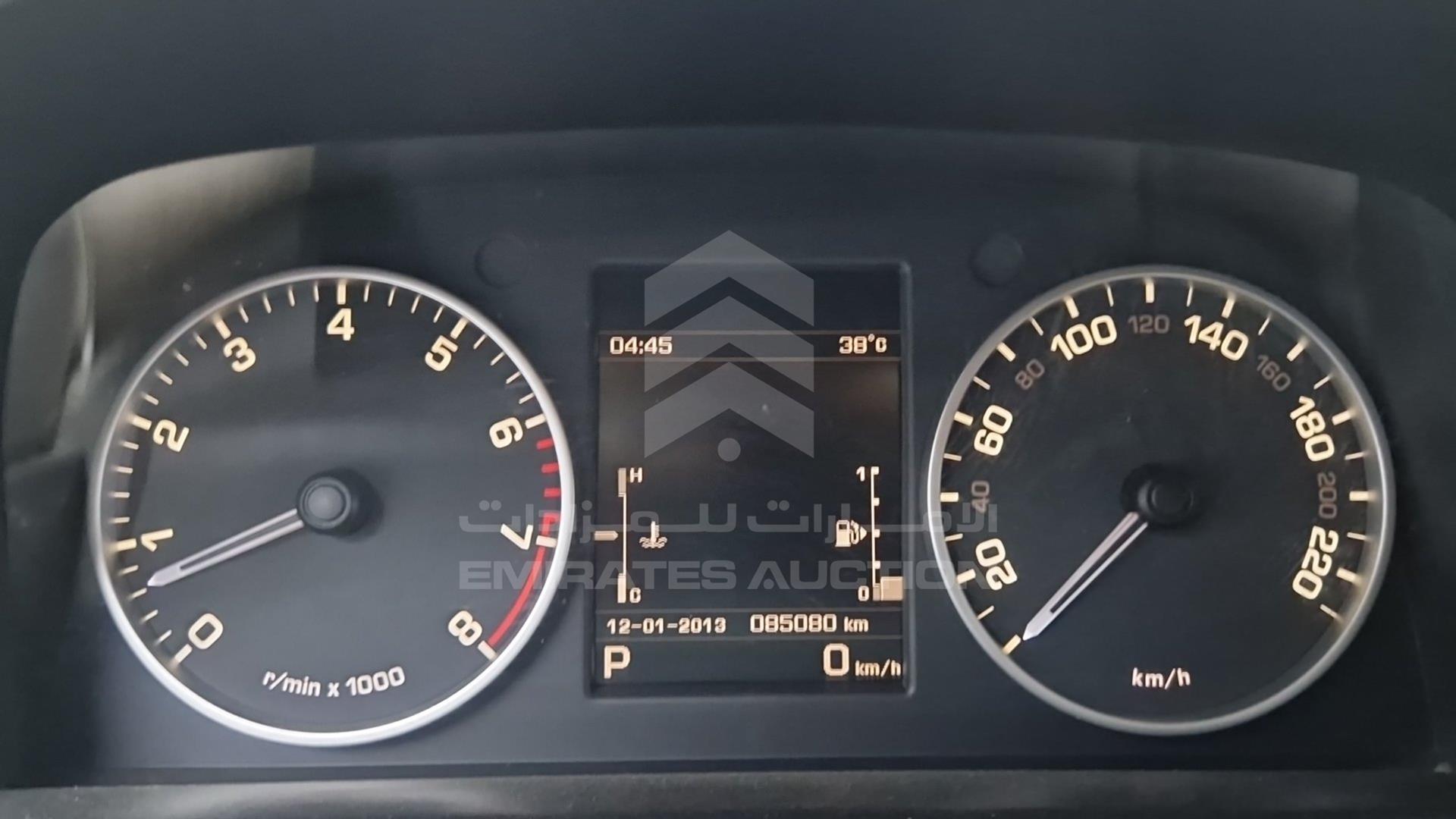 2015 LAND ROVER LR4 VIN: SALLAAAV6FA740368