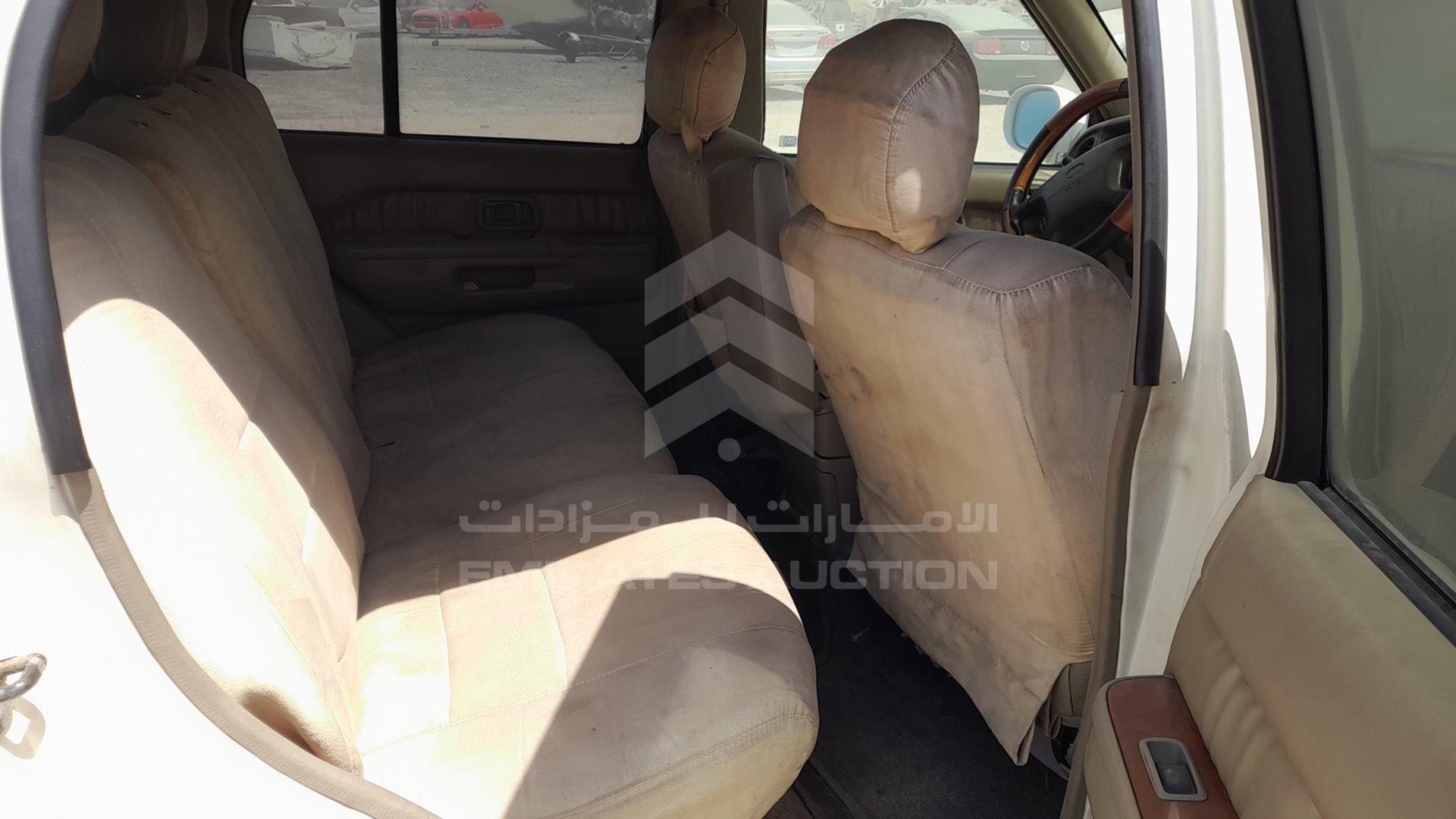 2001 INFINITI QX4 VIN: JNRDR09X91W203913