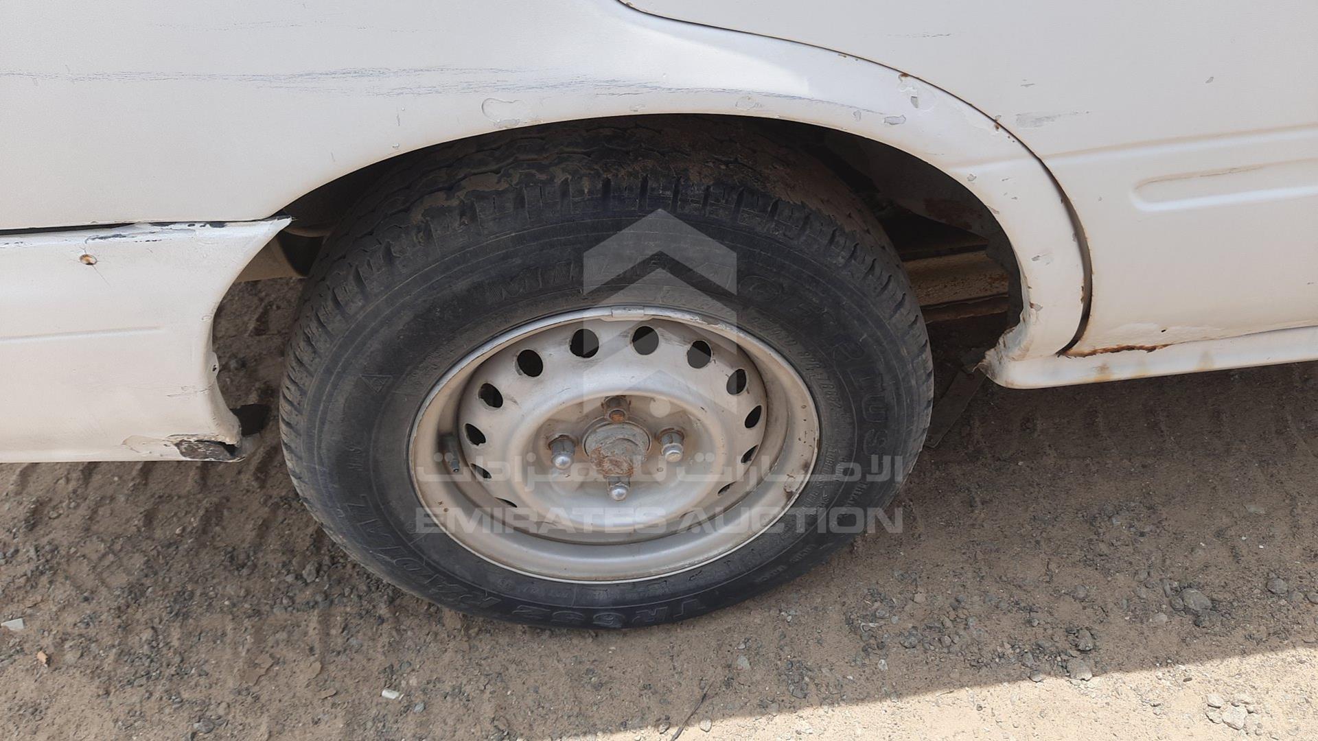 0 NISSAN SUNNY VIN: JN1BB41S1XW005597