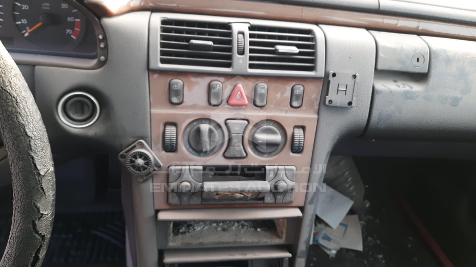 0 MERCEDES --- VIN: WDB2100631A749398