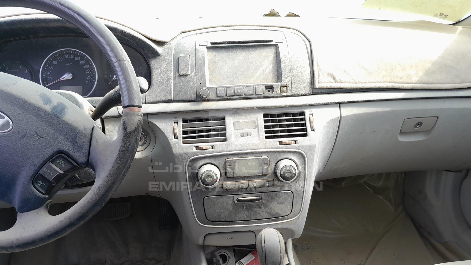 2007 HYUNDAI SONATA VIN: KMHEU41F87A327623