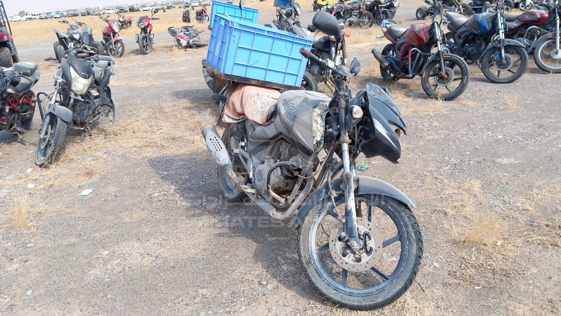 2015 BAJAJ PULSAR VIN: MD2A11CZ6FWG47586