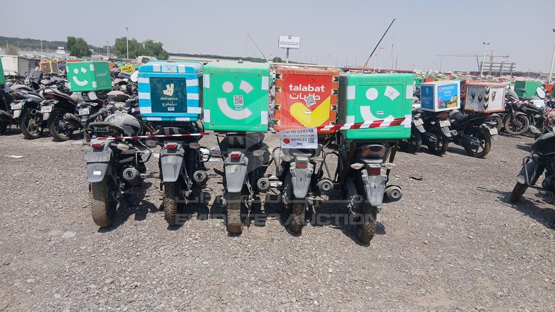 5 Motorbikes — Rear View — Photo 9